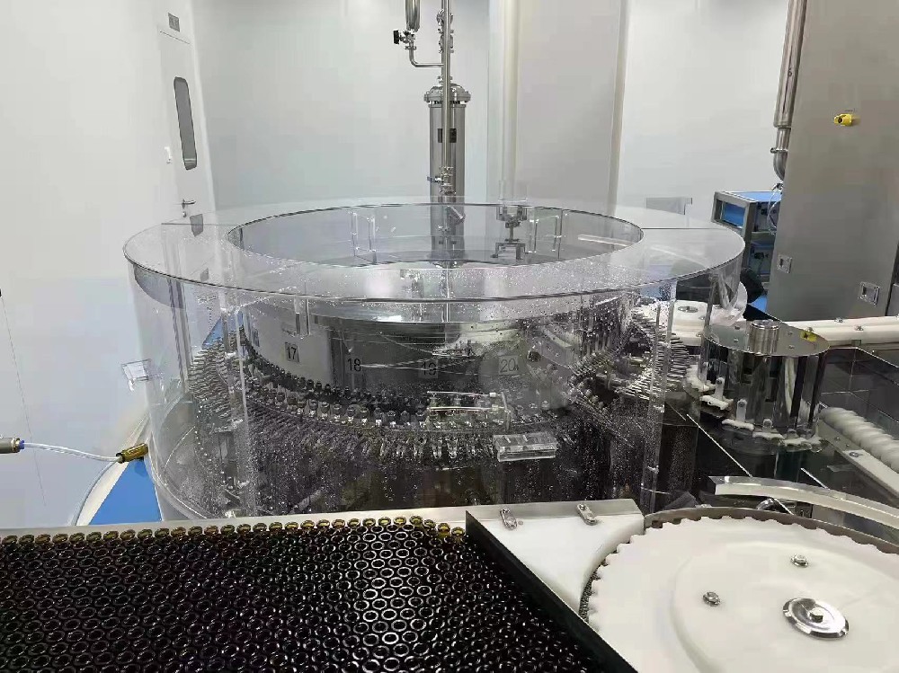 PC板機械設(shè)備防護罩的作用有哪些？